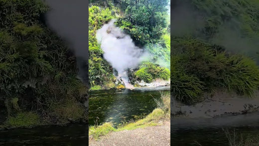 Waimangu em 60 Segundos: A Beleza Geotermal de Rotorua! 🌋💦🇳🇿